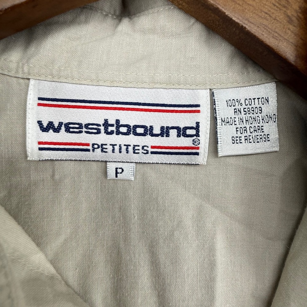 Westbound Button Down Shirt Women Size P Beige Excellent Embroidered Cottagecore - Picture 2 of 15